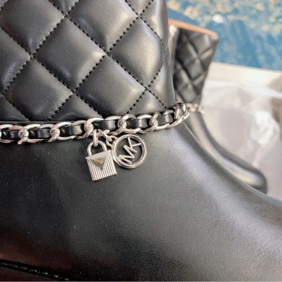 Michael kors Elsa Quilted Leather Chain Boot size6 - Picture 3 of 10